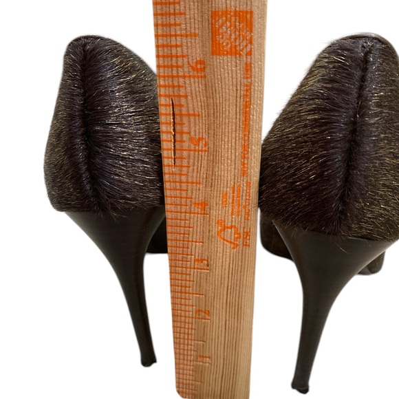 DMSX Donald J Pliner TNeal Brown Fur Pointed Toe Heels - Picture 6 of 6
